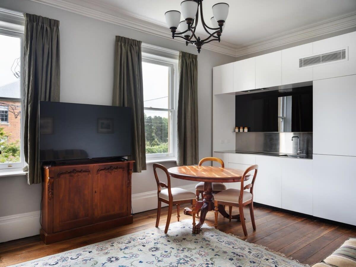 The Drawing Room Hobart Bagian luar foto